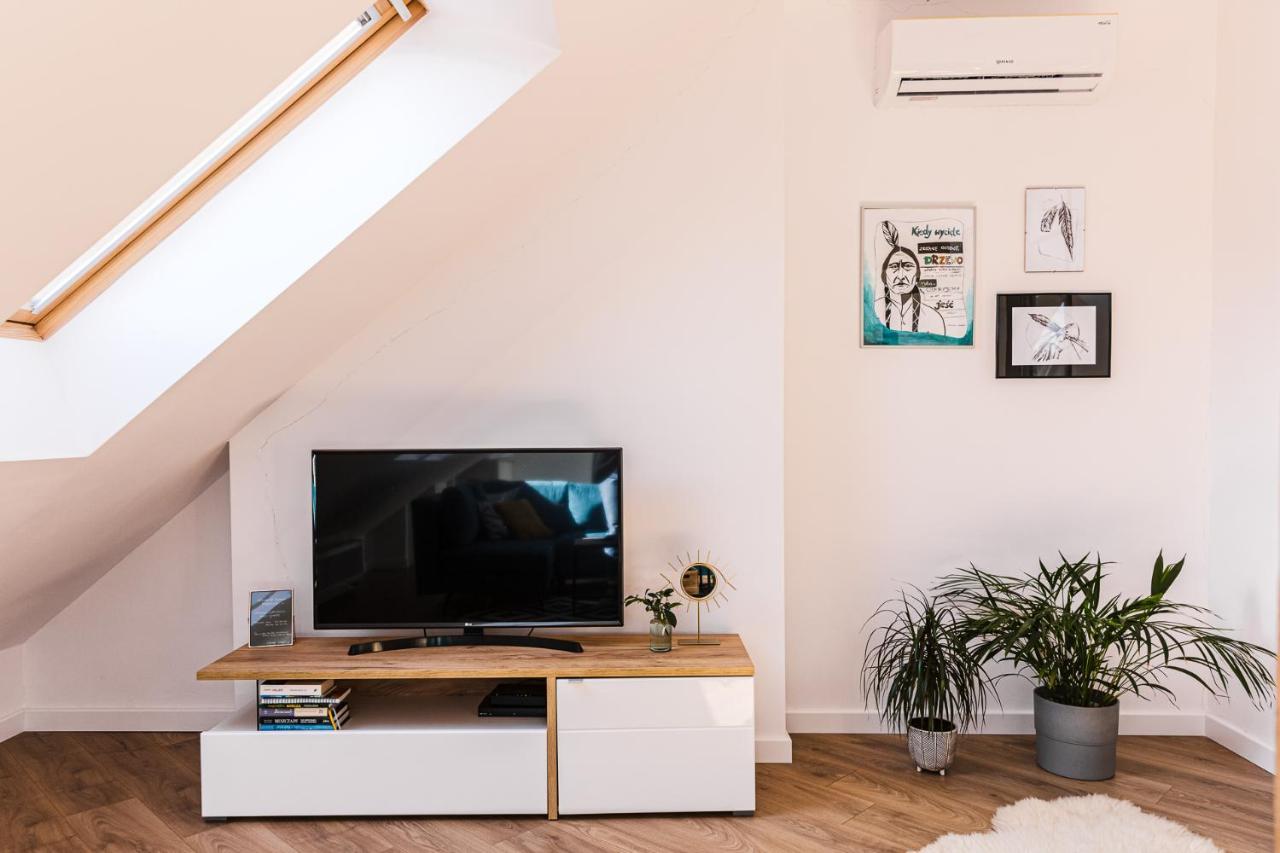 Apartament Dobre Miejsce 2 우스트르치키 돌네 외부 사진