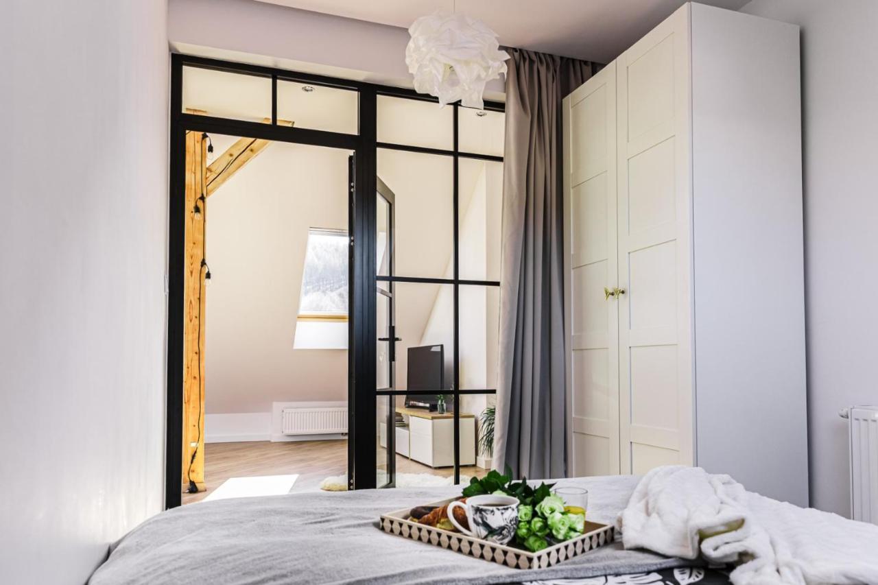 Apartament Dobre Miejsce 2 우스트르치키 돌네 외부 사진